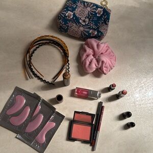 Beauty and skincare bundle